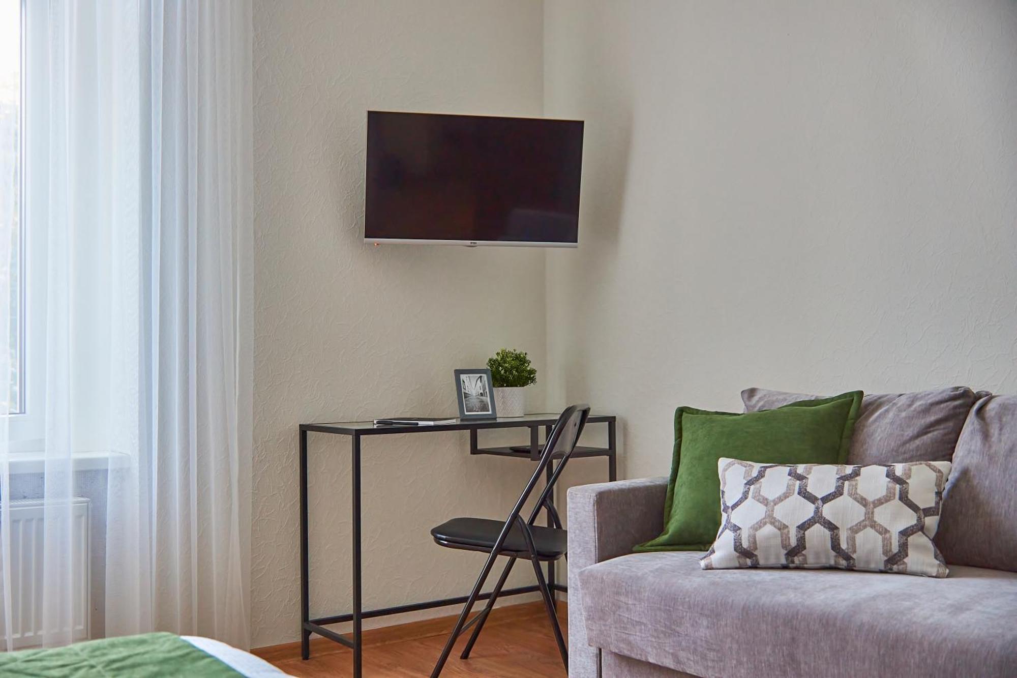 On Kyryla & Mefodia Apartment